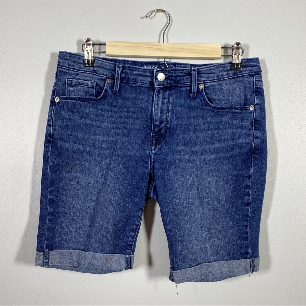 Mossimo Mid-Rise Bermuda Jean Shorts, Size 10/30
